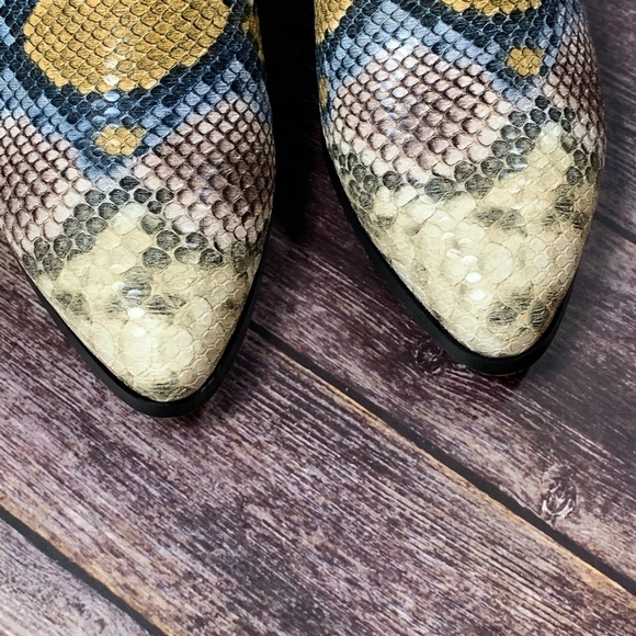 Steve Madden ~ Deandra Snakeskin Embossed Mule - Picture 8 of 12